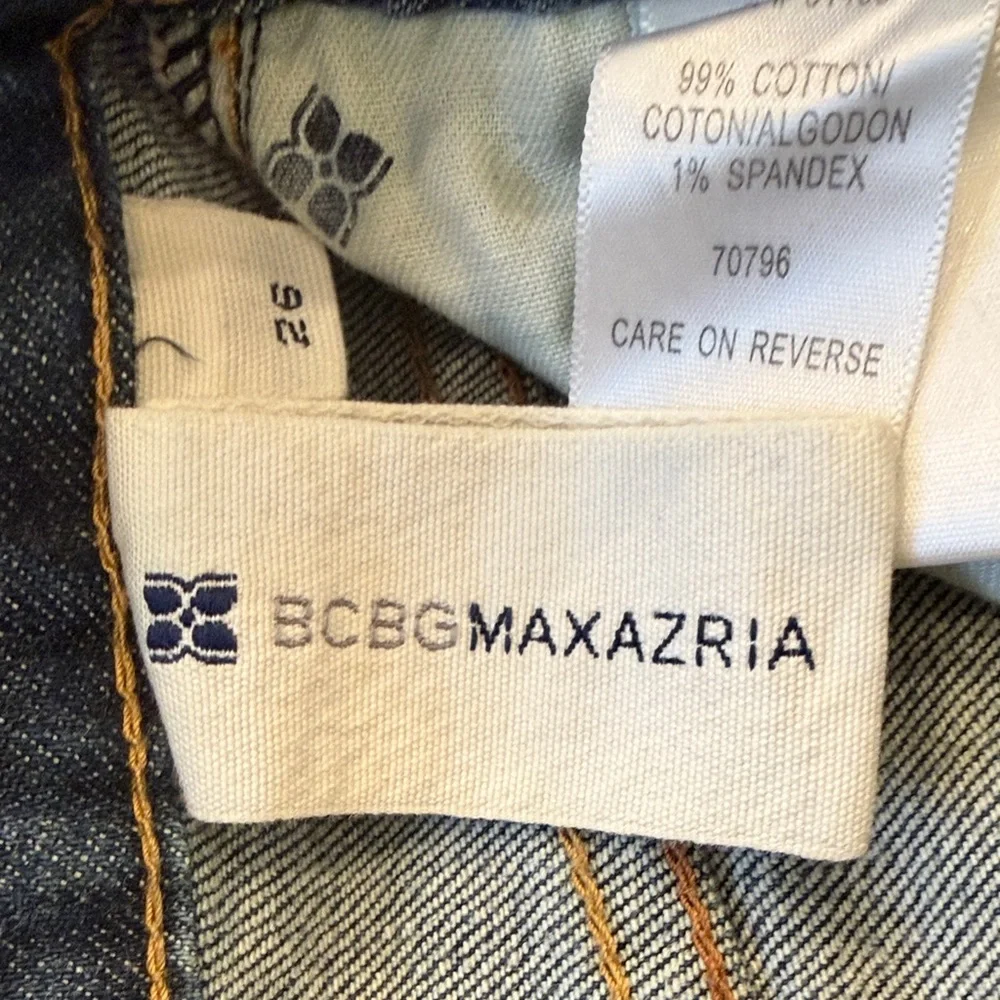 BCBGMaxAzria Dark Wash Denim Mini Skirt- NWOT - Picture 3 of 4